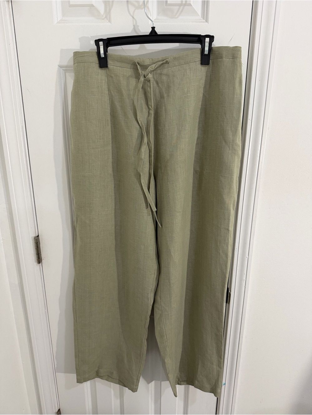 Women’s Straight-Leg Linen Blend Pants in Light Olive Size 1X